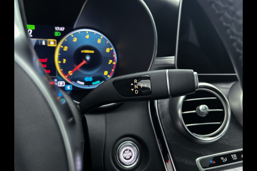 Mercedes-Benz C-Klasse 200 Business Solution AMG | Achteruitrijcamera | AMG-styling | Smartphone-integratiepakket | Navigatiesysteem full map | 24 Maanden Mercedes-Benz Certified garantie.