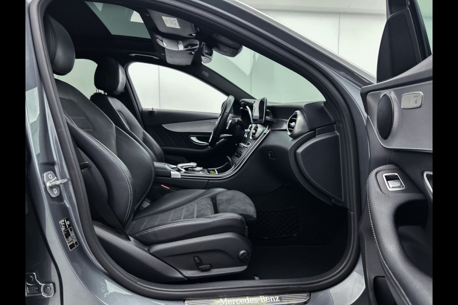 Mercedes-Benz C-Klasse 200 Business Solution AMG | Achteruitrijcamera | AMG-styling | Smartphone-integratiepakket | Navigatiesysteem full map | 24 Maanden Mercedes-Benz Certified garantie.