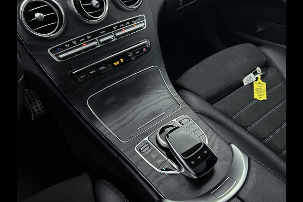 Mercedes-Benz C-Klasse 200 Business Solution AMG | Achteruitrijcamera | AMG-styling | Smartphone-integratiepakket | Navigatiesysteem full map | 24 Maanden Mercedes-Benz Certified garantie.