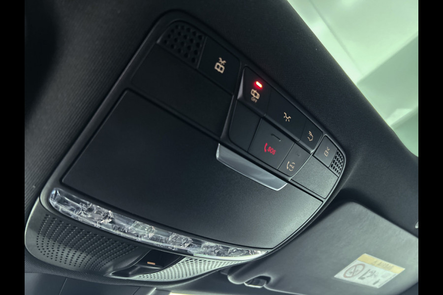 Mercedes-Benz C-Klasse 200 Business Solution AMG | Achteruitrijcamera | AMG-styling | Smartphone-integratiepakket | Navigatiesysteem full map | 24 Maanden Mercedes-Benz Certified garantie.