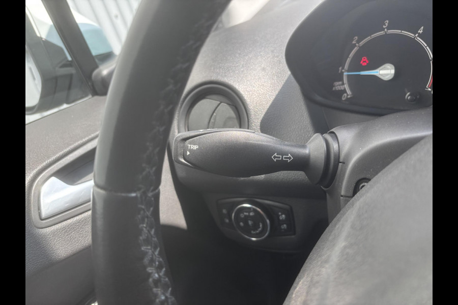 Ford Transit Courier 1.5 TDCI Trend*A/C*CRUISE*MULTIMEDIA*