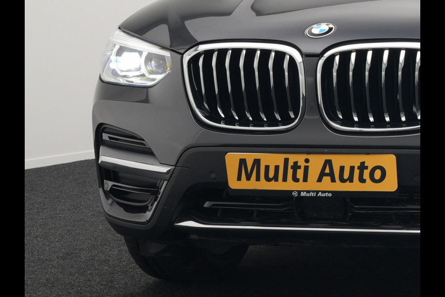 BMW X3 xDrive30e Luxury Line Plug In Hybrid 293pk PHEV | Trekhaak af Fabriek | Panodak | Adaptive Cruise | Lederen Sportstoelen Memory | 19"L.M | Sfeerverlichting | Keyless | Apple Carplay |