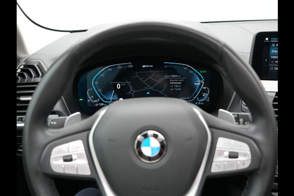 BMW X3 xDrive30e Luxury Line Plug In Hybrid 293pk PHEV | Trekhaak af Fabriek | Panodak | Adaptive Cruise | Lederen Sportstoelen Memory | 19"L.M | Sfeerverlichting | Keyless | Apple Carplay |