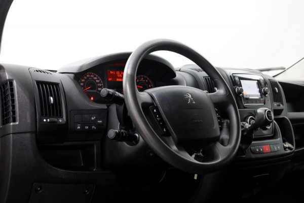 Peugeot Boxer 2.2 BlueHDi 140pk L2H2 Premium Glasresteel 260cm Hoog 11-2019