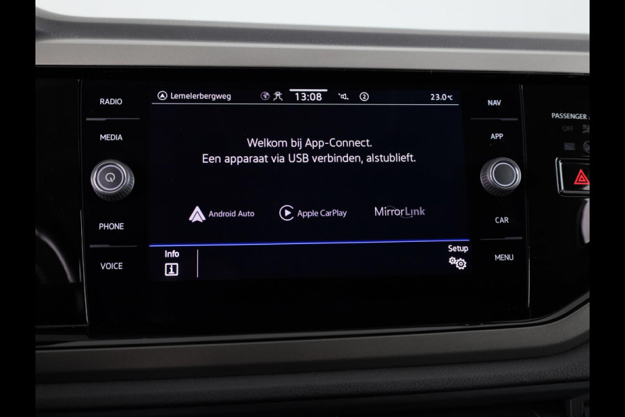 Volkswagen Polo 1.0 TSI Comfortline 95 pk Automaat (DSG) | Navigatie | Parkeersensoren | Adaptieve cruise control | Apple Carplay/Android Auto |