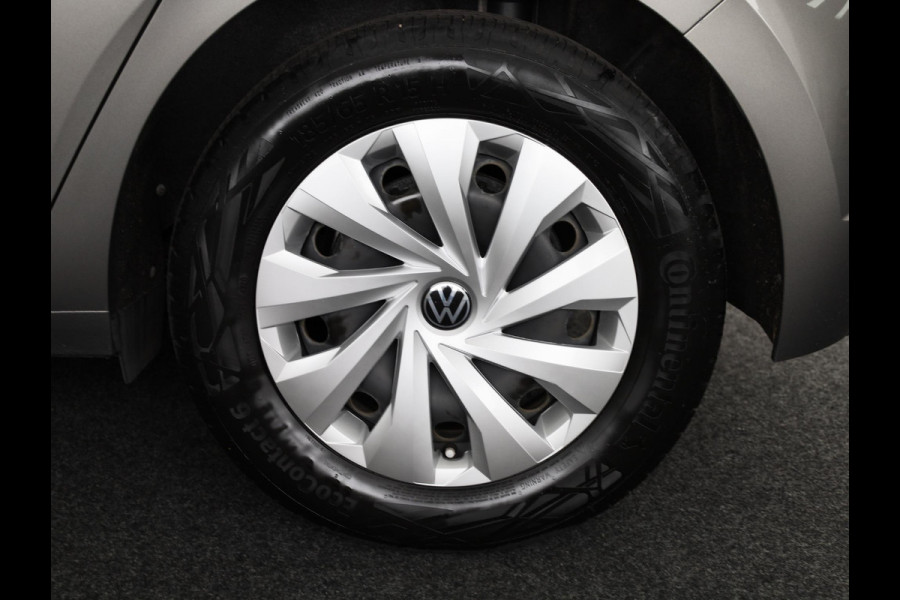 Volkswagen Polo 1.0 TSI Comfortline 95 pk Automaat (DSG) | Navigatie | Parkeersensoren | Adaptieve cruise control | Apple Carplay/Android Auto |
