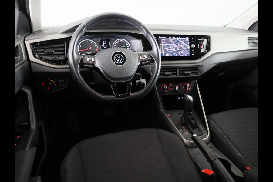 Volkswagen Polo 1.0 TSI Comfortline 95 pk Automaat (DSG) | Navigatie | Parkeersensoren | Adaptieve cruise control | Apple Carplay/Android Auto |
