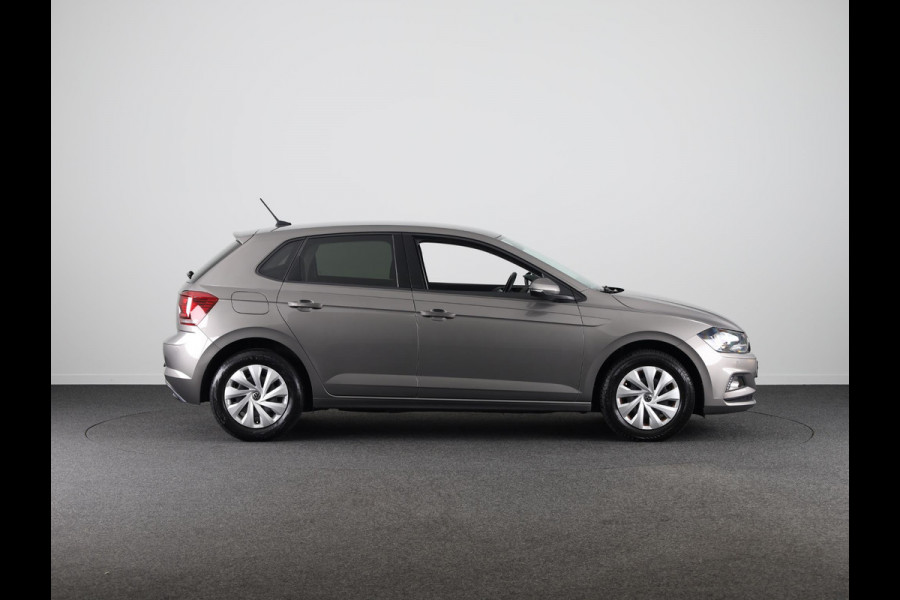 Volkswagen Polo 1.0 TSI Comfortline 95 pk Automaat (DSG) | Navigatie | Parkeersensoren | Adaptieve cruise control | Apple Carplay/Android Auto |