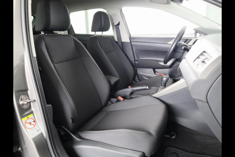 Volkswagen Polo 1.0 TSI Comfortline 95 pk Automaat (DSG) | Navigatie | Parkeersensoren | Adaptieve cruise control | Apple Carplay/Android Auto |