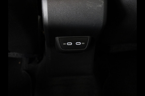 Volkswagen Polo 1.0 TSI Comfortline 95 pk Automaat (DSG) | Navigatie | Parkeersensoren | Adaptieve cruise control | Apple Carplay/Android Auto |