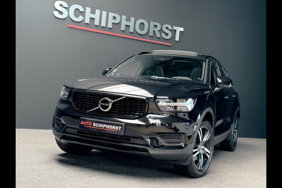 Volvo XC40 T4 190Pk R-Design Panorama dak trekhaak+winterbanden
