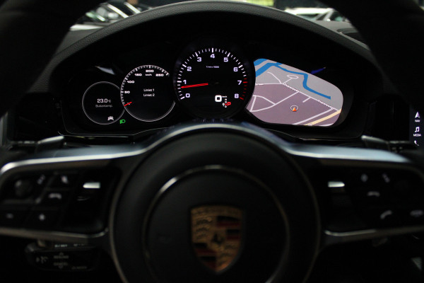 Porsche Cayenne Coupé 3.0 GT Sport Chrono Carbon Softclose Camera Bose Elektr. uitklapbare trekhaak Alcantara binnenhemel 22" LM velgen