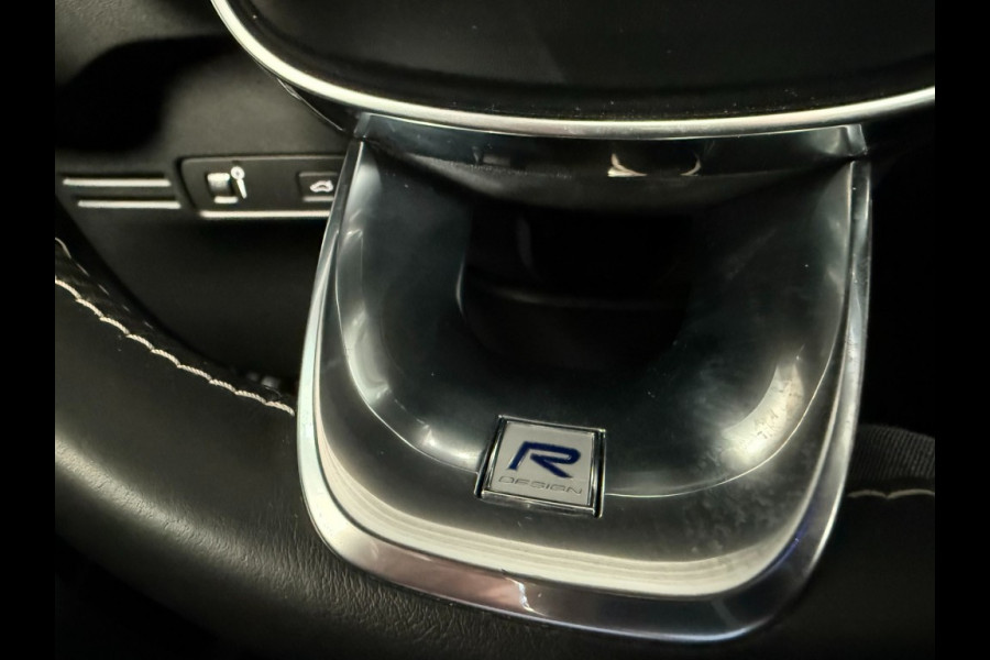 Volvo XC40 T4 190Pk R-Design Panorama dak trekhaak+winterbanden