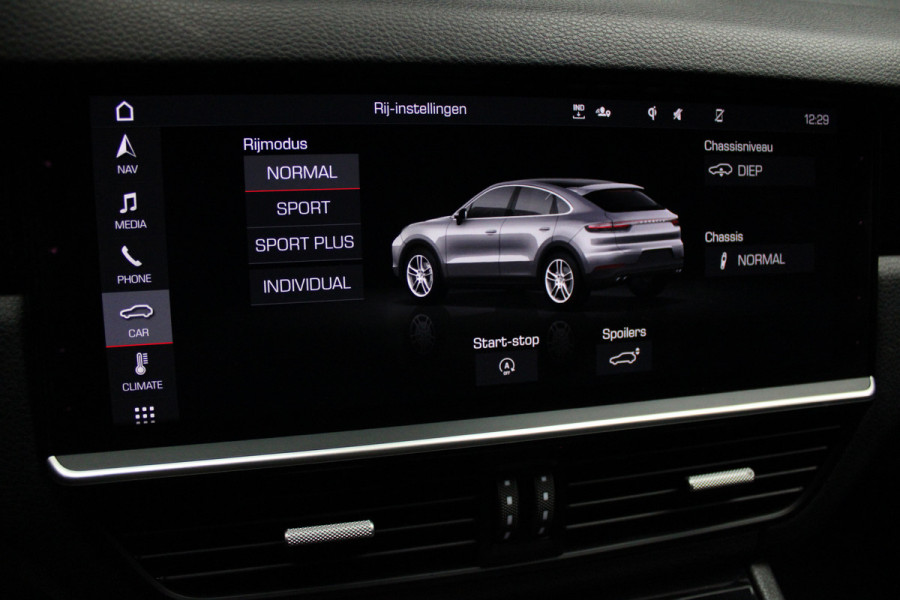 Porsche Cayenne Coupé 3.0 GT Sport Chrono Carbon Softclose Camera Bose Elektr. uitklapbare trekhaak Alcantara binnenhemel 22" LM velgen