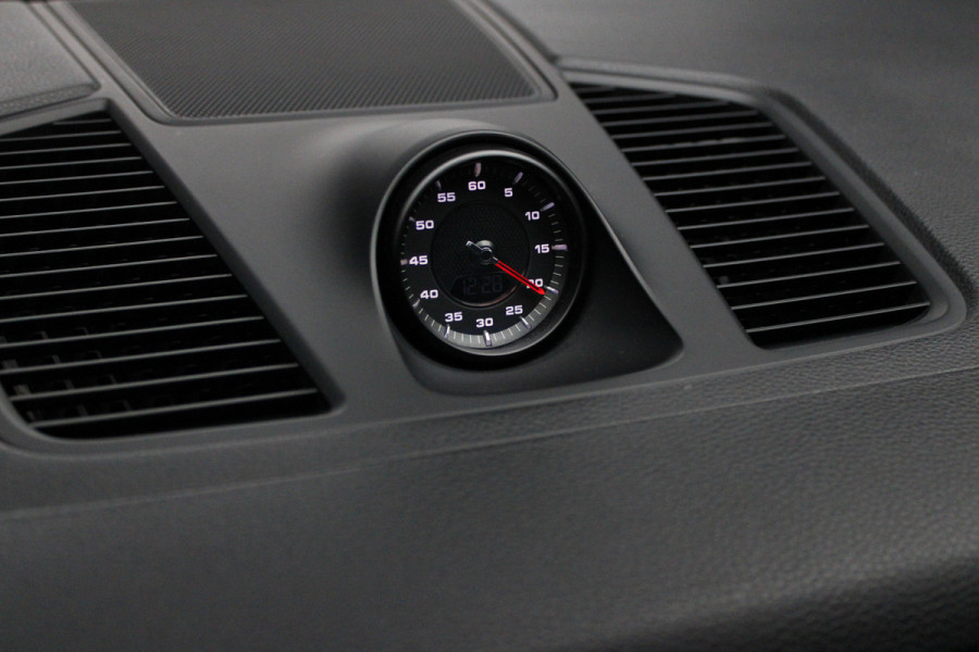 Porsche Cayenne Coupé 3.0 GT Sport Chrono Carbon Softclose Camera Bose Elektr. uitklapbare trekhaak Alcantara binnenhemel 22" LM velgen