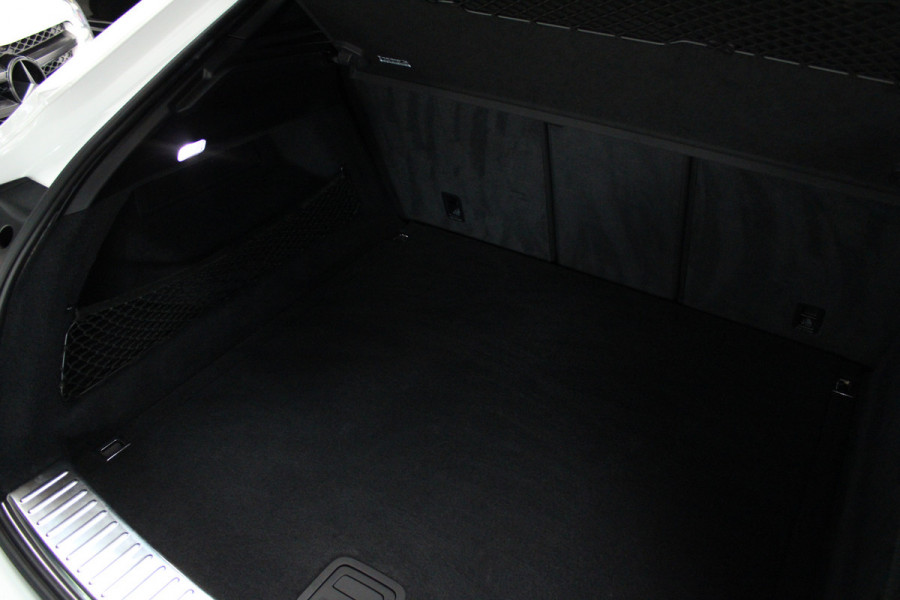 Porsche Cayenne Coupé 3.0 GT Sport Chrono Carbon Softclose Camera Bose Elektr. uitklapbare trekhaak Alcantara binnenhemel 22" LM velgen