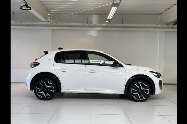 Peugeot e-208 EV GT 51 kWh | Navigatie | Dodehoekdetectie | 360 camera | Android auto / Apple carplay | Adaptive cruise control