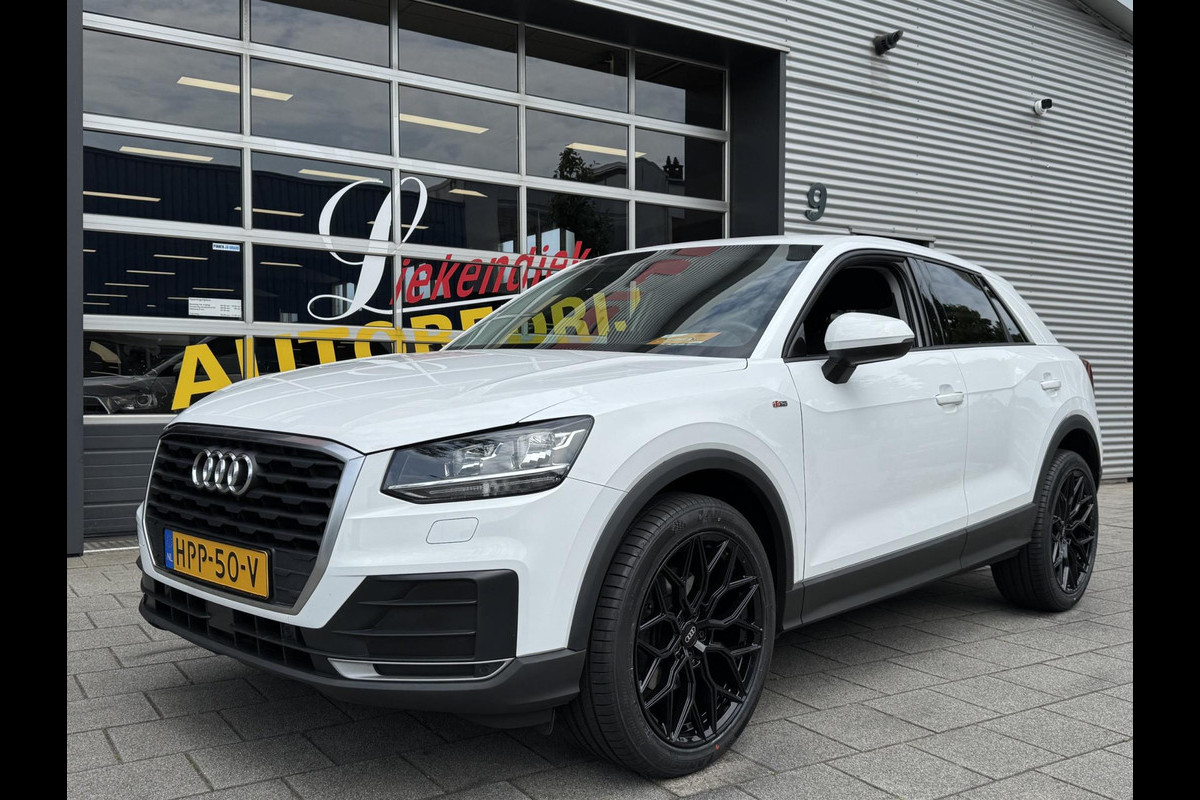 Audi Q2 30 TFSi Design - Navigatie I Airco I PDC I 19 inch Sport velgen I Dealer onderhouden Audi Q2 30 TFSi Design - Navigatie I Airco I PDC I 19 inch Sport velgen I Dealer onderhouden
