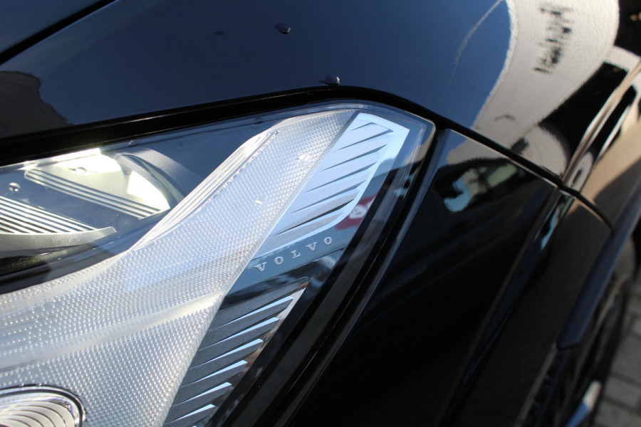 Volvo XC60 2.0 T8 Plug-in hybrid AWD Plus Dark | Panoramadak | 360 | H&K | Pilot Assist