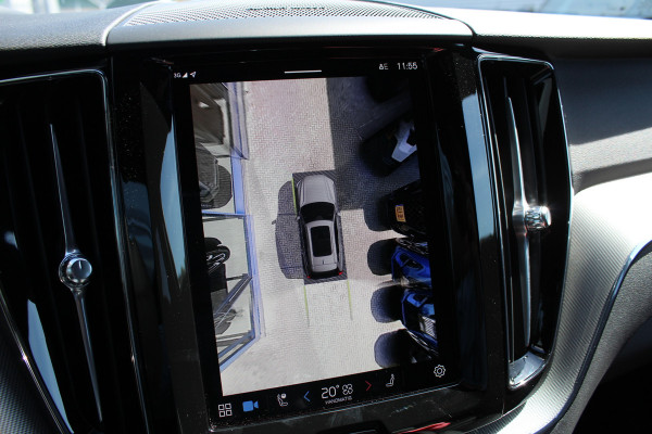 Volvo XC60 2.0 T8 Plug-in hybrid AWD Plus Dark | Panoramadak | 360 | H&K | Pilot Assist