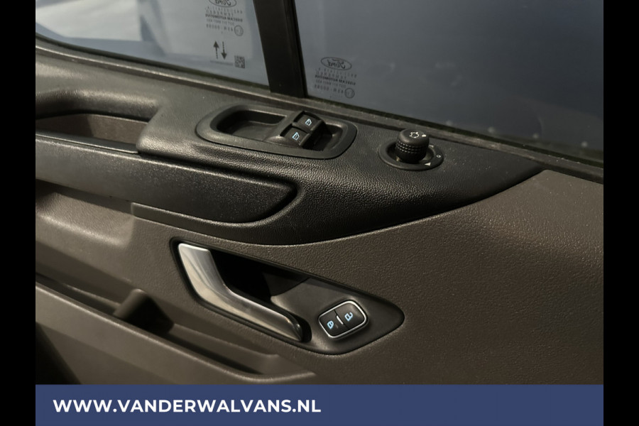 Ford Transit Custom 2.0 TDCI 130pk L2H1 Euro6 Airco | 2800kg Trekhaak | Imperiaal | Camera | Navigatie | LED | Cruisecontrol Android Auto, Parkeersensoren, Bijrijdersbank