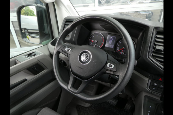 Volkswagen Crafter 35 2.0 TDI 180 pk L3H3 ( L2H2) airco, apple carplay ,camera ,trekhaak