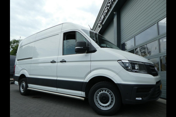 Volkswagen Crafter 35 2.0 TDI 180 pk L3H3 ( L2H2) airco, apple carplay ,camera ,trekhaak