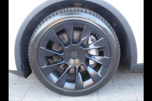 Tesla Model Y Long Range AWD 75 kWh