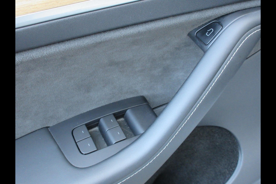 Tesla Model Y Long Range AWD 75 kWh