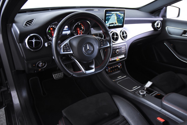 Mercedes-Benz GLA 180 AMG Line *Navi*Camera*Cruise*