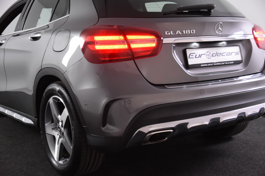 Mercedes-Benz GLA 180 AMG Line *Navi*Camera*Cruise*