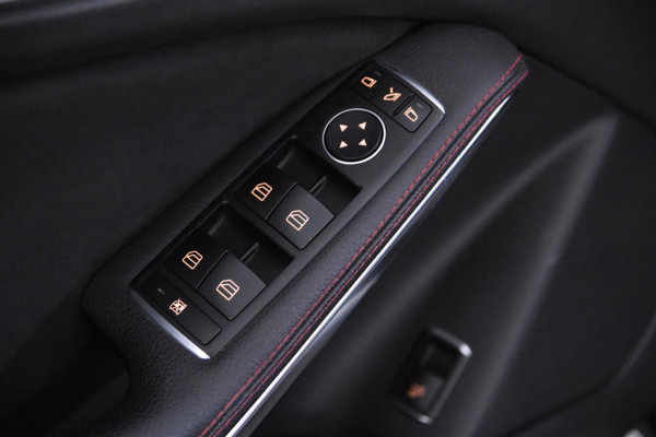 Mercedes-Benz GLA 180 AMG Line *Navi*Camera*Cruise*