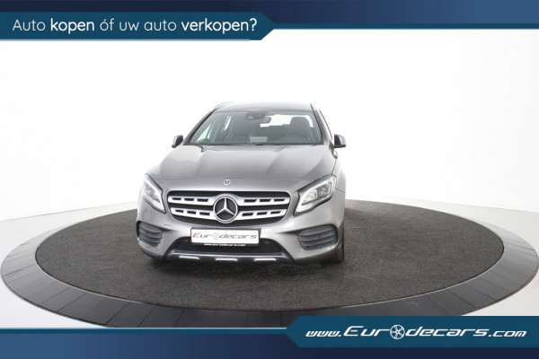 Mercedes-Benz GLA 180 AMG Line *Navi*Camera*Cruise*