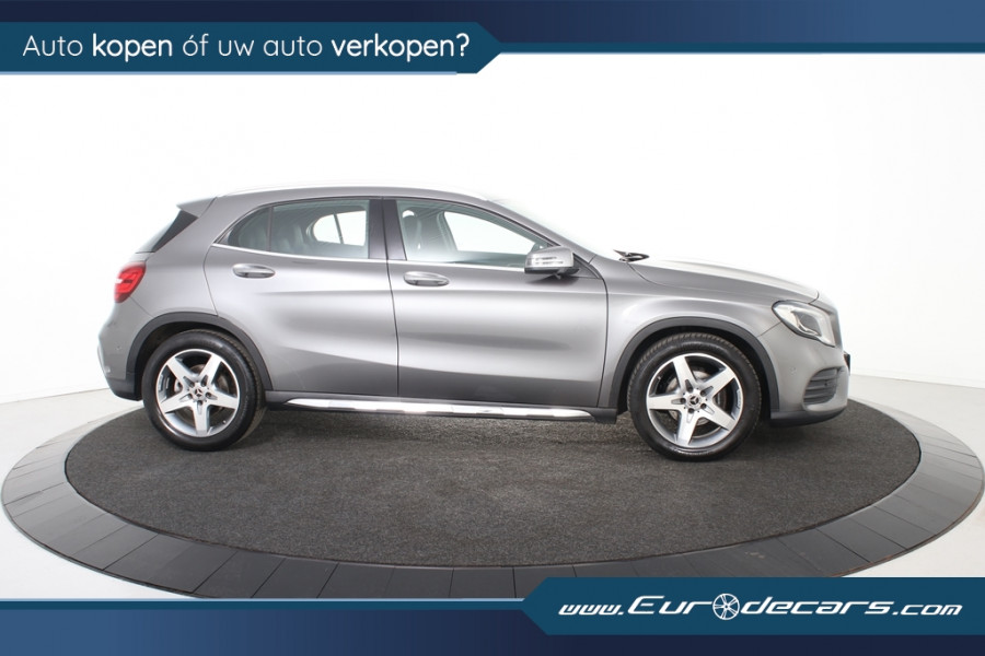 Mercedes-Benz GLA 180 AMG Line *Navi*Camera*Cruise*