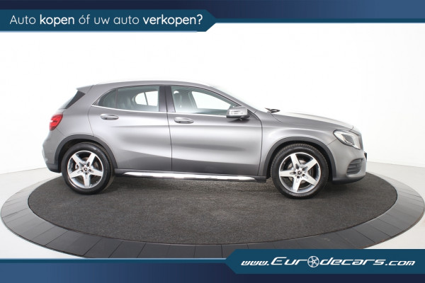 Mercedes-Benz GLA 180 AMG Line *Navi*Camera*Cruise*