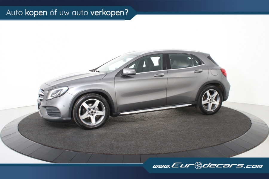 Mercedes-Benz GLA 180 AMG Line *Navi*Camera*Cruise*