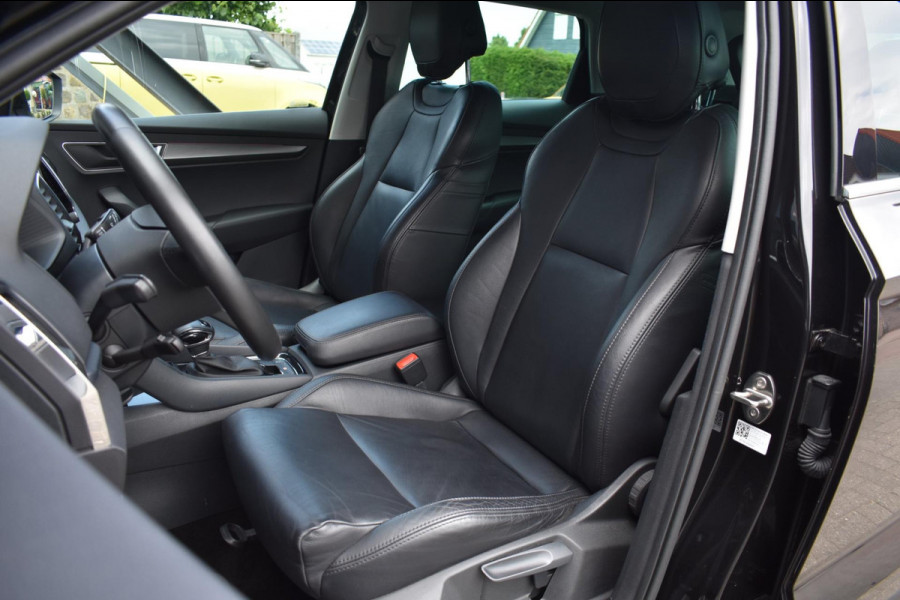 Škoda Karoq 1.5 TSI ACT | LEDER | TREKHAAK | CAMERA | APPLE CARPLAY | ANDROID AUTO | STOELVERWARMING | DEALER ONDERHOUDEN
