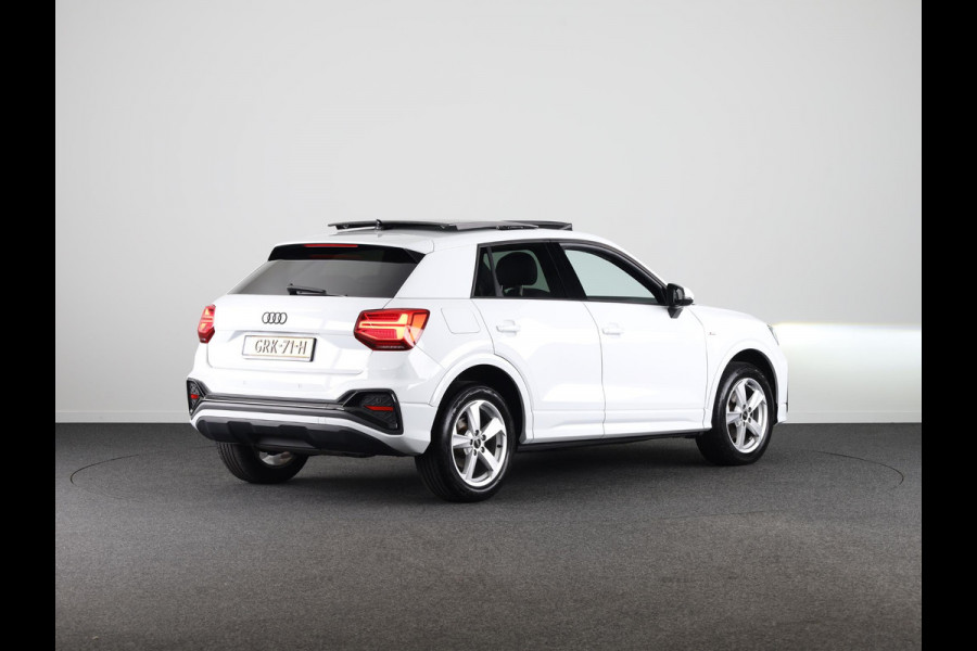 Audi Q2 35 TFSI S Edition 150 pk S-tronic | Verlengde garantie | Navigatie | Panoramadak | Parkeersensoren achter | Adaptieve cruise control | S-Line |