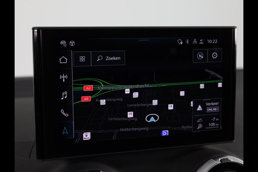 Audi Q2 35 TFSI S Edition 150 pk S-tronic | Verlengde garantie | Navigatie | Panoramadak | Parkeersensoren achter | Adaptieve cruise control | S-Line |