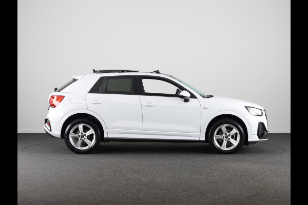 Audi Q2 35 TFSI S Edition 150 pk S-tronic | Verlengde garantie | Navigatie | Panoramadak | Parkeersensoren achter | Adaptieve cruise control | S-Line |