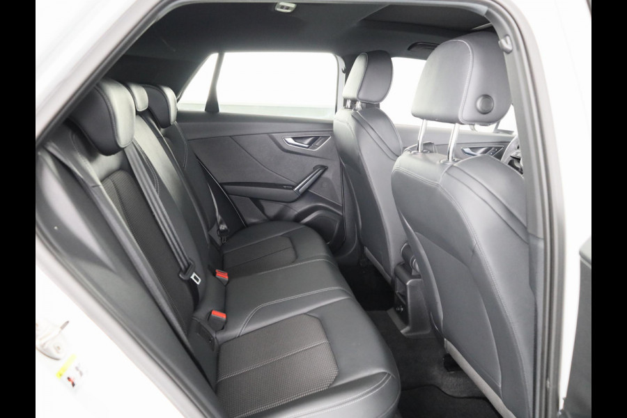 Audi Q2 35 TFSI S Edition 150 pk S-tronic | Verlengde garantie | Navigatie | Panoramadak | Parkeersensoren achter | Adaptieve cruise control | S-Line |