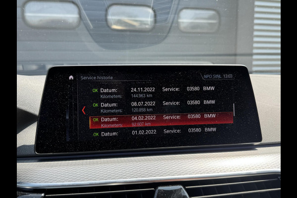 BMW 5 Serie 520d High Executive M-Sport | Panoramadak | 360* Camera | Head-Up Display | Climate Control | 19 Inch Lichtmetalen Velgen |