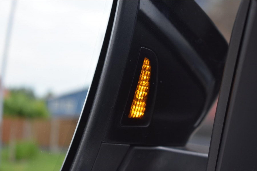 Škoda Karoq 1.5 TSI ACT | LEDER | TREKHAAK | CAMERA | APPLE CARPLAY | ANDROID AUTO | STOELVERWARMING | DEALER ONDERHOUDEN