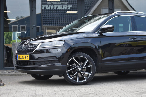 Škoda Karoq 1.5 TSI ACT | LEDER | TREKHAAK | CAMERA | APPLE CARPLAY | ANDROID AUTO | STOELVERWARMING | DEALER ONDERHOUDEN
