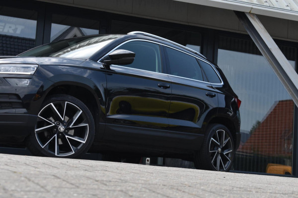 Škoda Karoq 1.5 TSI ACT | LEDER | TREKHAAK | CAMERA | APPLE CARPLAY | ANDROID AUTO | STOELVERWARMING | DEALER ONDERHOUDEN
