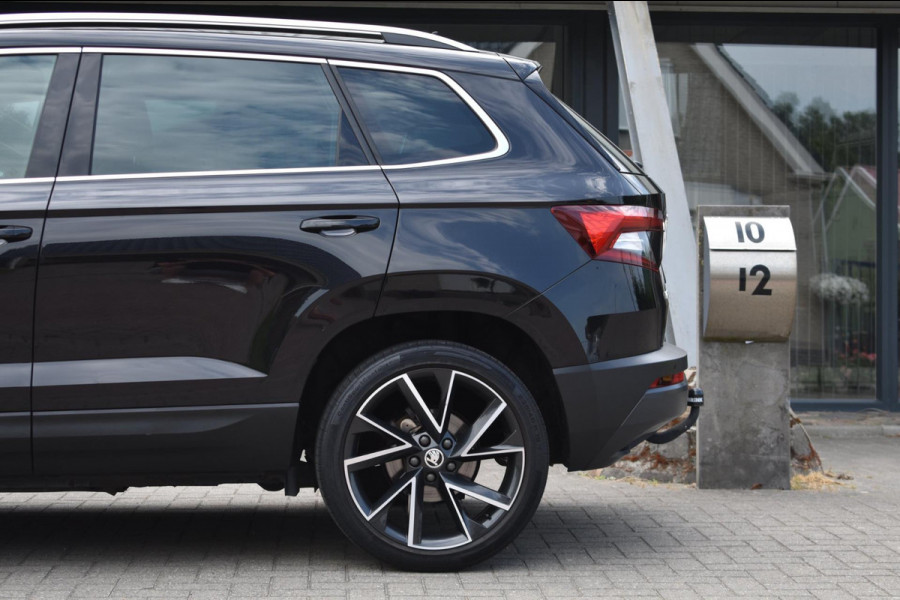 Škoda Karoq 1.5 TSI ACT | LEDER | TREKHAAK | CAMERA | APPLE CARPLAY | ANDROID AUTO | STOELVERWARMING | DEALER ONDERHOUDEN
