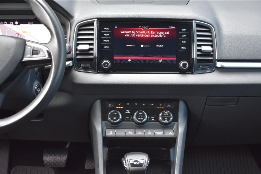 Škoda Karoq 1.5 TSI ACT | LEDER | TREKHAAK | CAMERA | APPLE CARPLAY | ANDROID AUTO | STOELVERWARMING | DEALER ONDERHOUDEN
