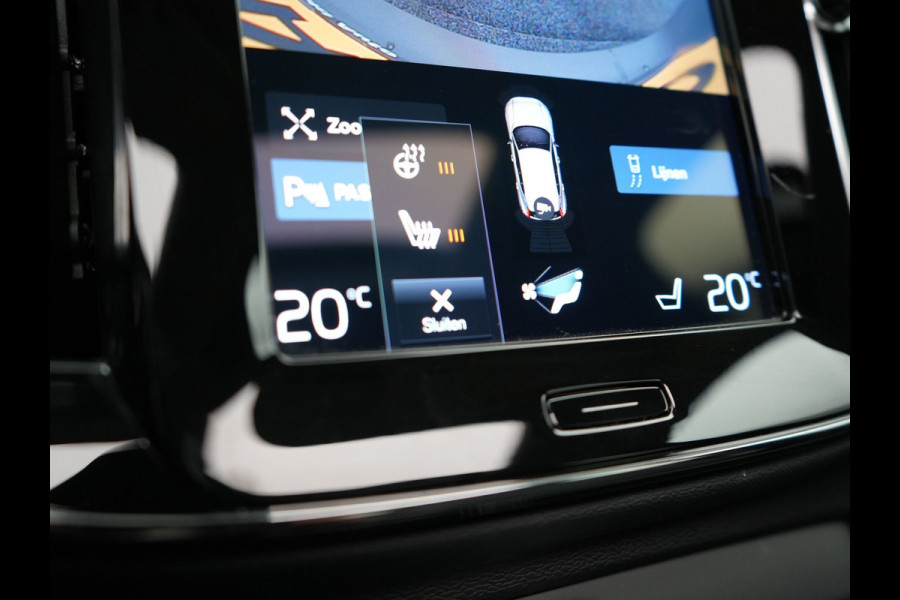 Volvo XC40 T4 Recharge Inscription Plug In Hybrid 211pk PHEV | Panodak | Sportstoelen Verwarmd | Camera | Apple Carplay | Navi | LED | 18"L.M |