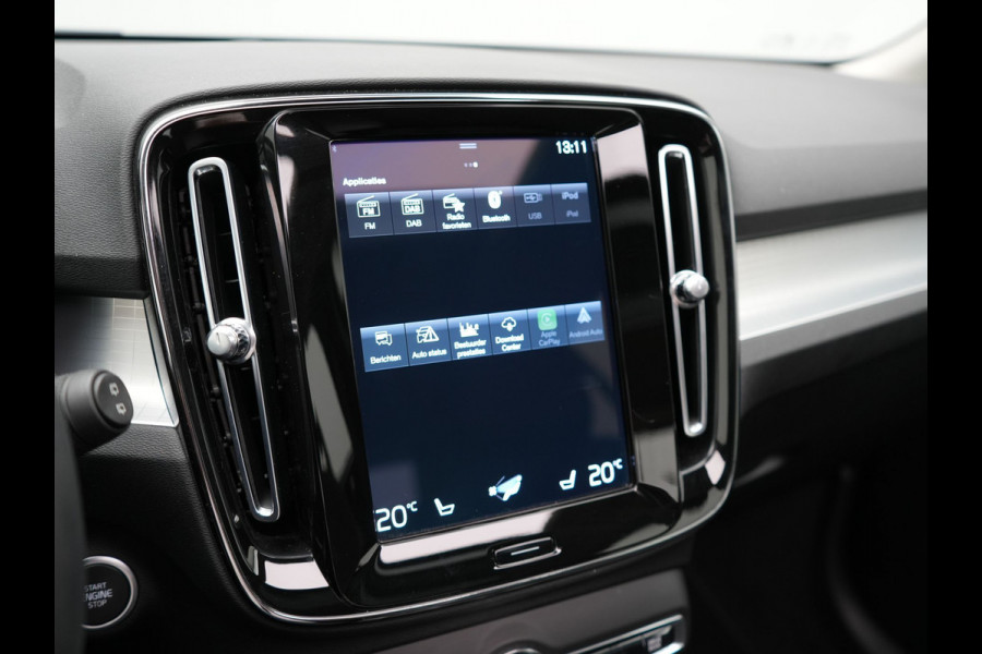 Volvo XC40 T4 Recharge Inscription Plug In Hybrid 211pk PHEV | Panodak | Sportstoelen Verwarmd | Camera | Apple Carplay | Navi | LED | 18"L.M |