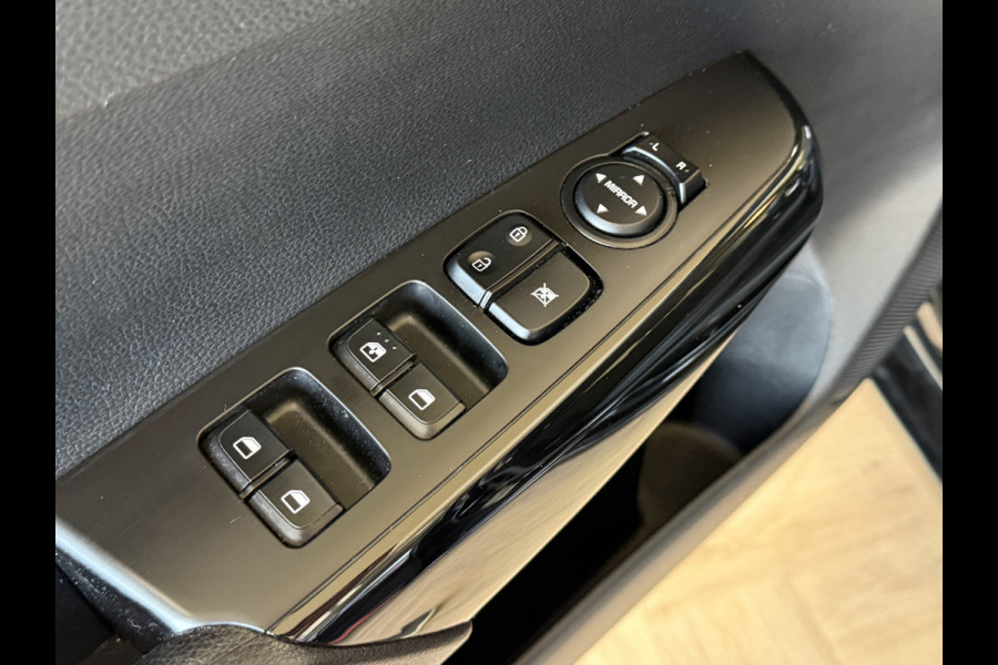 Kia Picanto 1.0 DPi DynamicLine Navi | Airco | Cruise control | Camera | Carplay | LM-velgen | Keurig onderhouden!